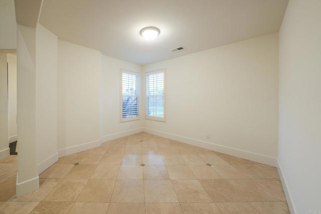Detail Gallery Image 28 of 61 For 821 Shadow Ridge Pl, Chula Vista,  CA 91914 - 5 Beds | 4/1 Baths