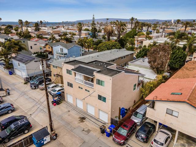 4851 Narragansett Ave, San Diego CA: https://media.crmls.org/mediaz/25f0c89f-fd8c-47cd-8b5c-cedac558ad06.jpg