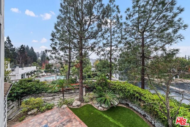 Image 3 for 11714 Folkstone Ln, Los Angeles, CA 90077