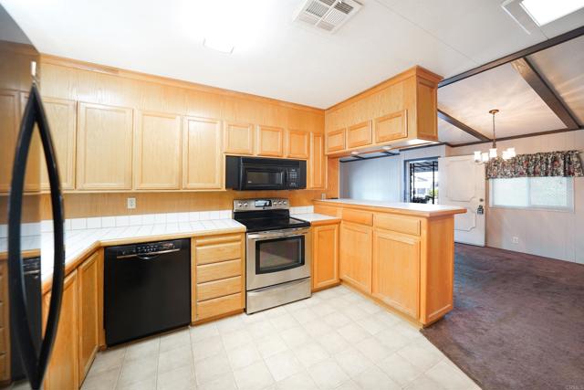 Detail Gallery Image 9 of 20 For 1212 H St Spc 110,  Ramona,  CA 92065 - 2 Beds | 2 Baths