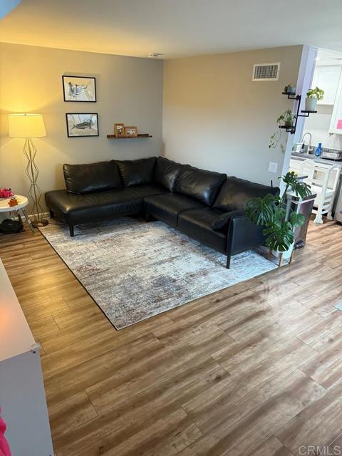 25675 Via Del Rey, San Juan Capistrano CA: https://media.crmls.org/mediaz/25f1c133-5ea8-40d5-b2d0-a2bd08606d5d.jpg