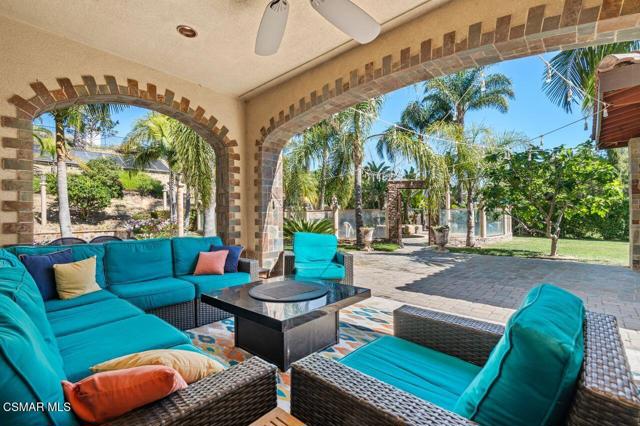 5492 Calarosa Ranch Road, Camarillo CA: https://media.crmls.org/mediaz/25f235e2-9029-4dec-8f3b-146610a41f91.jpg