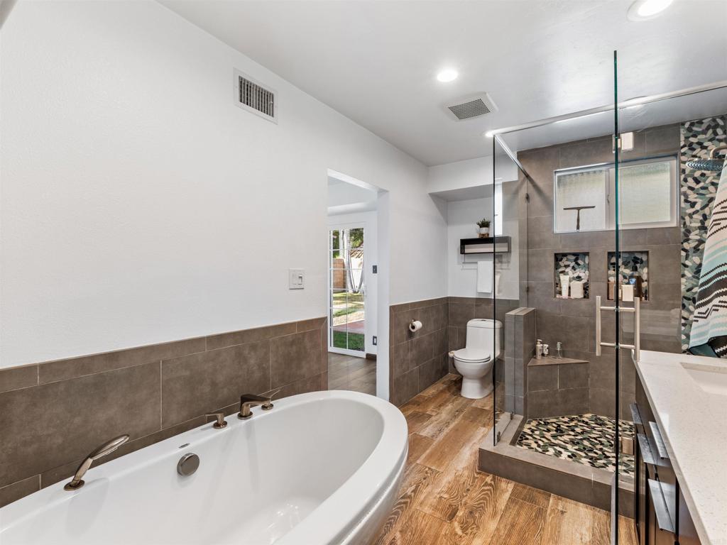 152 Carey Road - photo 4