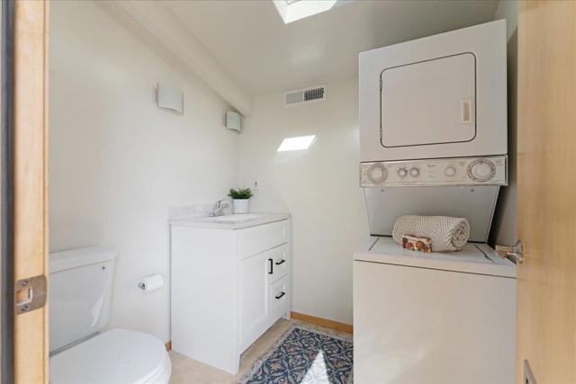 405 Heather Point Lane, Watsonville CA: https://media.crmls.org/mediaz/25f280a1-2b99-4bf7-91cd-4f197cad8c88.jpg