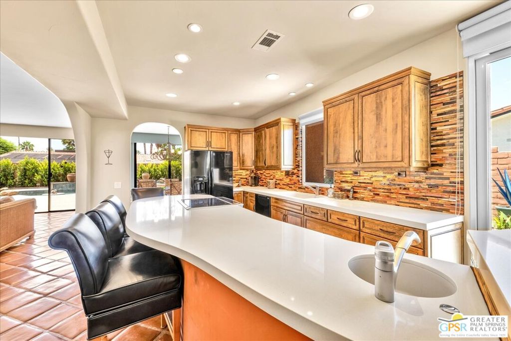 MLS #25612891PS image #23