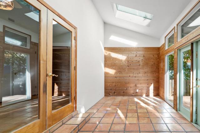 312 Elm Street, Santa Cruz CA: https://media.crmls.org/mediaz/25f3a406-78e6-4b24-8d0f-b633cecd7155.jpg