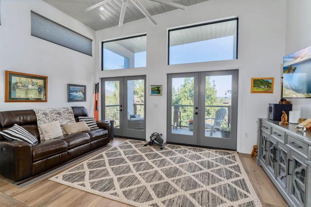 9226 Briercrest Dr, La Mesa CA: https://media.crmls.org/mediaz/25f3ef0e-1e6b-4b5f-a596-c0c39e8cf7ca.jpg