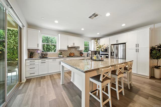 232 Reserve Court, San Marcos CA: https://media.crmls.org/mediaz/25f44842-9f01-4956-8f3c-eb87665030d7.jpg