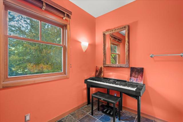 17710 Bear Creek Road, Boulder Creek CA: https://media.crmls.org/mediaz/25f48582-9d13-4122-8bf4-b1da42e5766e.jpg