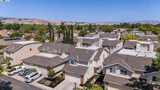 3664 Thrush Terrace, Fremont CA: https://media.crmls.org/mediaz/25f56d1e-8753-4477-8747-94981a5bf16a.jpg