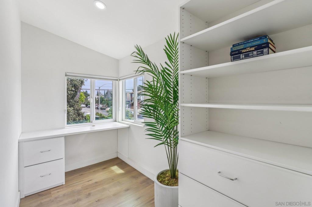 MLS #250044141SD image #19