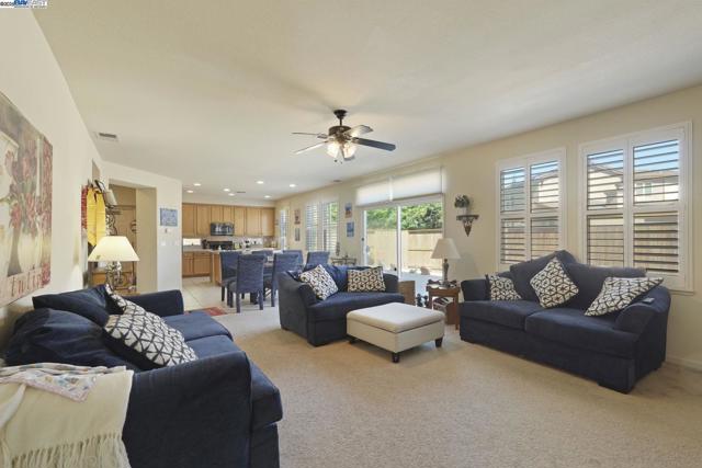 Image 28 of 53 For 5854 Riverbank Cir