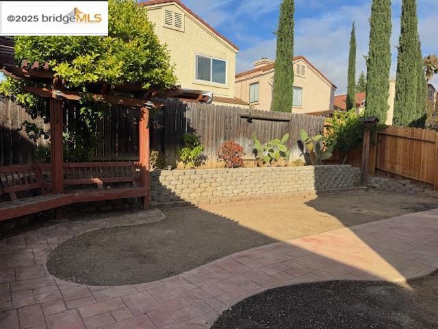 1024 Burnham Dr, Pittsburg CA: https://media.crmls.org/mediaz/25f7e604-2f71-4600-a003-31aff95273bc.jpg