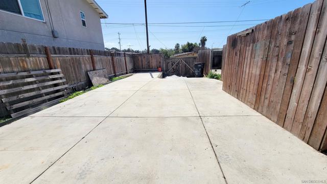 4041 National Ave, San Diego, California 92113, ,Multi-Family,For Sale,National Ave,250021764SD