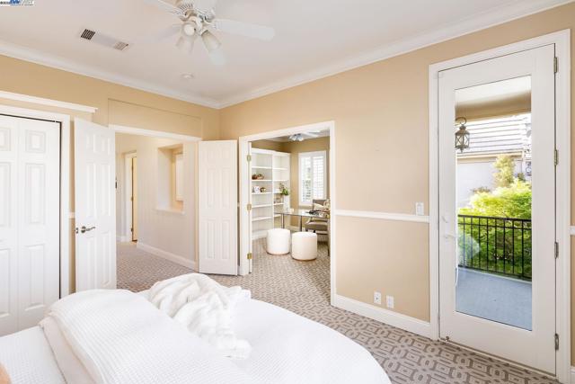 10828 Inspiration Cir, Dublin CA: https://media.crmls.org/mediaz/25f8ae9f-0a8e-4a1c-a12e-b017cff28a9e.jpg