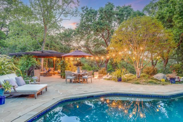 138 Bolivar Lane, Portola Valley CA: https://media.crmls.org/mediaz/25f9a85b-16c3-4f94-b08a-8eb51bb7d138.jpg