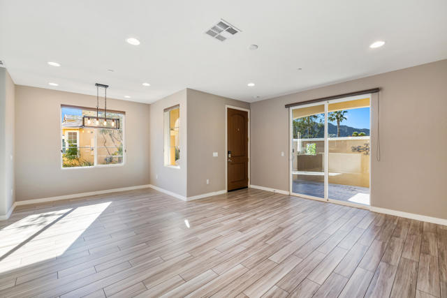 Image 9 of 57 For 80025 Silver Sage Lane