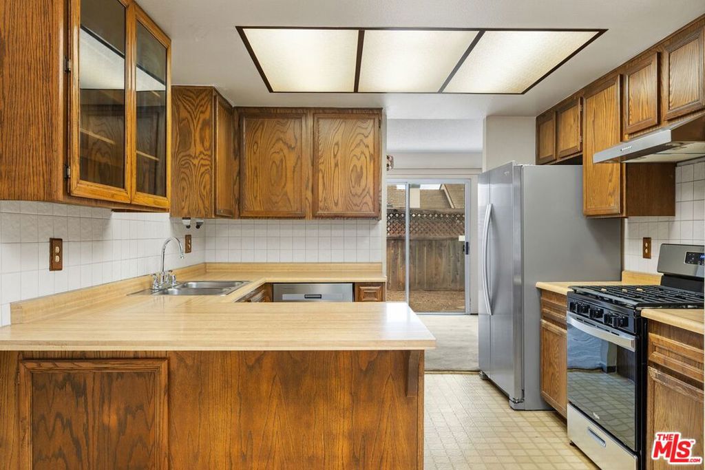 455 Bancroft - photo 9