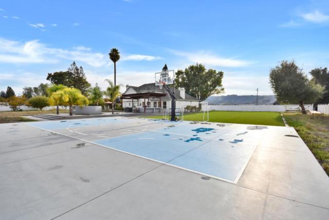 194 Lantz Drive, Morgan Hill CA: https://media.crmls.org/mediaz/25fd7912-1832-4d48-b07e-8d32ff7176f7.jpg