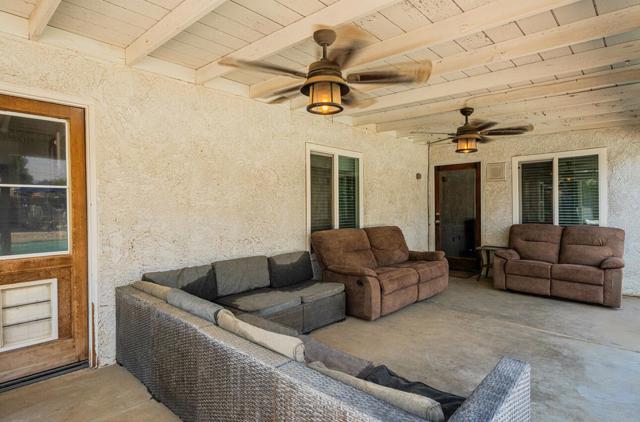 26891 Fonda Avenue, Madera CA: https://media.crmls.org/mediaz/25fe651e-b995-4342-94c0-ff8446c29e77.jpg