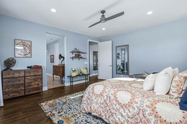 238 Ventasso Way, Fallbrook CA: https://media.crmls.org/mediaz/26005e98-5bc6-4f4e-aa0c-403ad5e54536.jpg