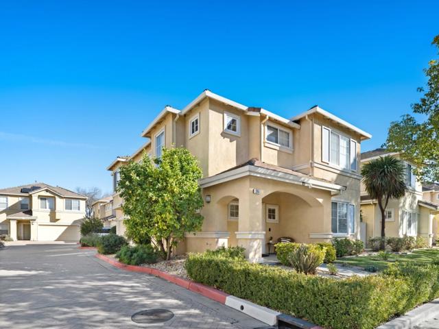 244 Water Chestnut Court, San Jose CA: https://media.crmls.org/mediaz/2600d9f6-0c3f-4873-ab2e-34deeff075de.jpg