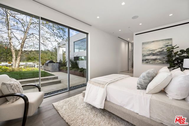 Drew Fenton | 12251 Castlegate Drive Los Angeles CA | MLS: 7060159