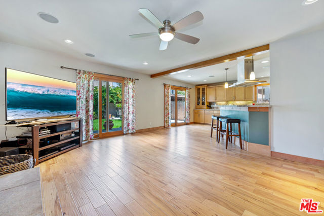 4116 Tilden Avenue photo 8