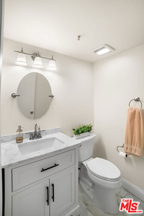 241 Monterey Road, South Pasadena CA: https://media.crmls.org/mediaz/260131e3-7095-4051-ae9d-befa35b6e54c.jpg