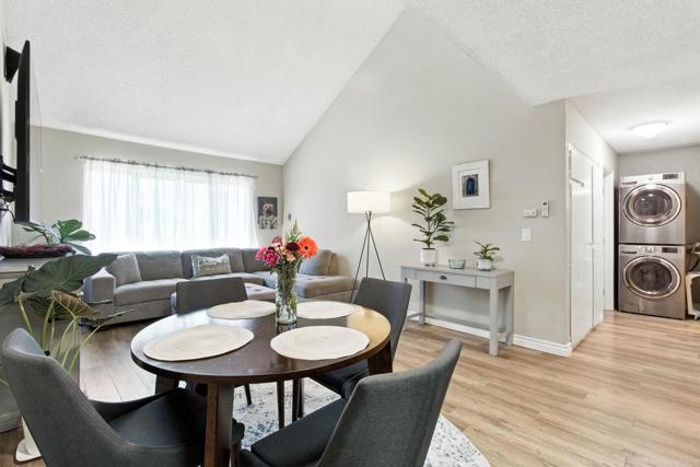 Detail Gallery Image 7 of 21 For 465 Fourth Ave #14,  Chula Vista,  CA 91910 - 2 Beds | 2 Baths
