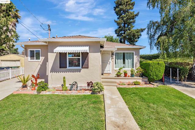 197 Georgia Way, San Leandro CA: https://media.crmls.org/mediaz/26049608-93cd-4dee-a2c8-6b52ccb375ac.jpg