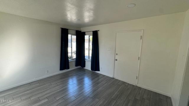 Detail Gallery Image 6 of 17 For 1325 Devonshire Dr, Oxnard,  CA 93030 - 2 Beds | 1 Baths