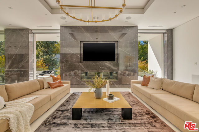 677 Nimes Road, Los Angeles CA: https://media.crmls.org/mediaz/26057363-6b4b-455e-9160-ff44fa30b90f.jpg