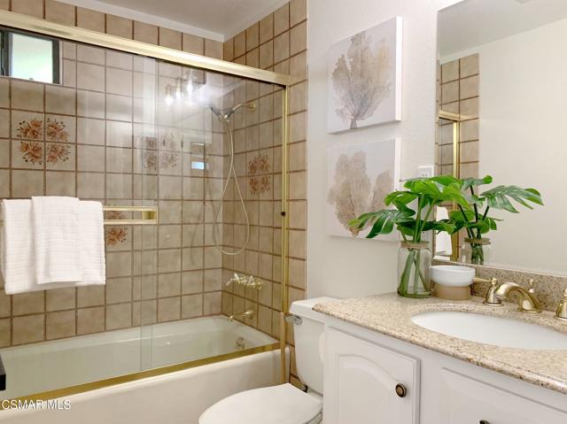2007 Rhoda Street, Simi Valley CA: https://media.crmls.org/mediaz/2605a1c4-370d-49d8-9c00-959ec1e6de87.jpg