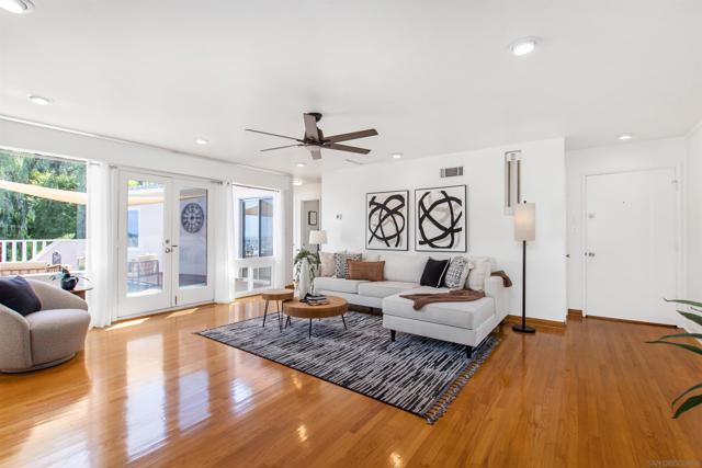 4723 Boulder Pl, La Mesa CA: https://media.crmls.org/mediaz/2605a4f2-13e7-45c7-8b2b-df6fb596d535.jpg