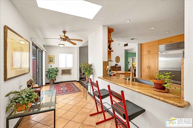 2861 Sundance Circle, Palm Springs CA: https://media.crmls.org/mediaz/2605acfe-4281-44ce-8630-56a9e1500097.jpg