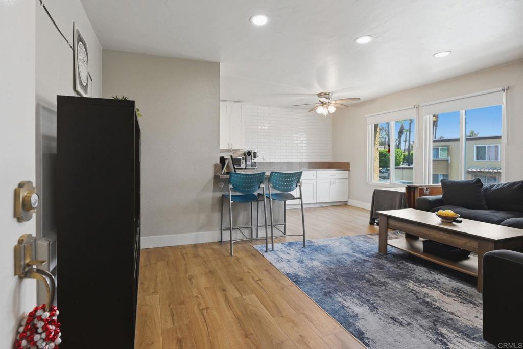 1627 Pentecost Way - photo 2