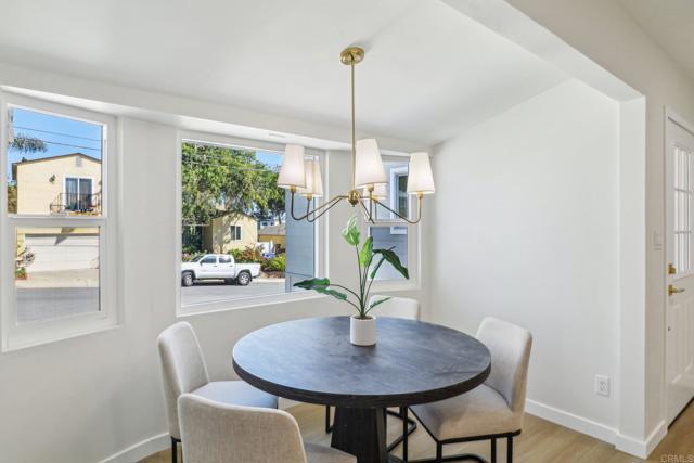 Detail Gallery Image 10 of 72 For 1740 Petra Dr, San Diego,  CA 92104 - 5 Beds | 4 Baths