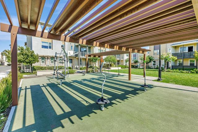1290 Milkweed Street, Milpitas CA: https://media.crmls.org/mediaz/2607de4f-4e50-4c86-93d0-a0940f8f3af6.jpg
