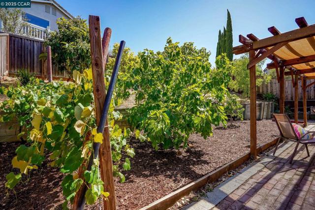 764 Steffa St, Bay Point CA: https://media.crmls.org/mediaz/26086aae-f4f4-41d6-91b7-833029fd9793.jpg