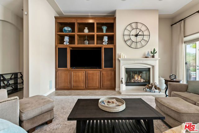 Image 3 of 30 For 78566 Blackstone Court