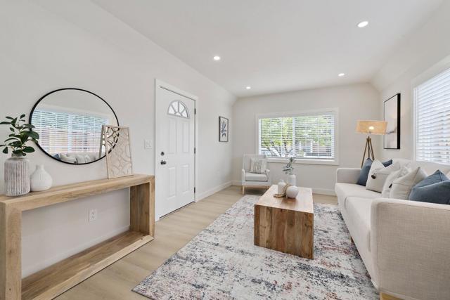 270 N 26th Street, San Jose CA: https://media.crmls.org/mediaz/26092984-2df4-4283-b869-fc2a8417fb85.jpg