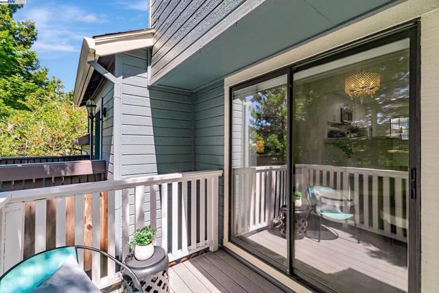 636 Praderia Cir, Fremont CA: https://media.crmls.org/mediaz/2609d5c9-73c1-47ec-8c92-8630bd7dff32.jpg