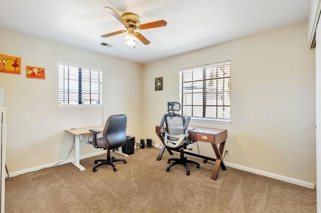 1206 Sycamore Court, Gilroy CA: https://media.crmls.org/mediaz/2609df20-4518-46eb-86a7-cab3784d9fc4.jpg