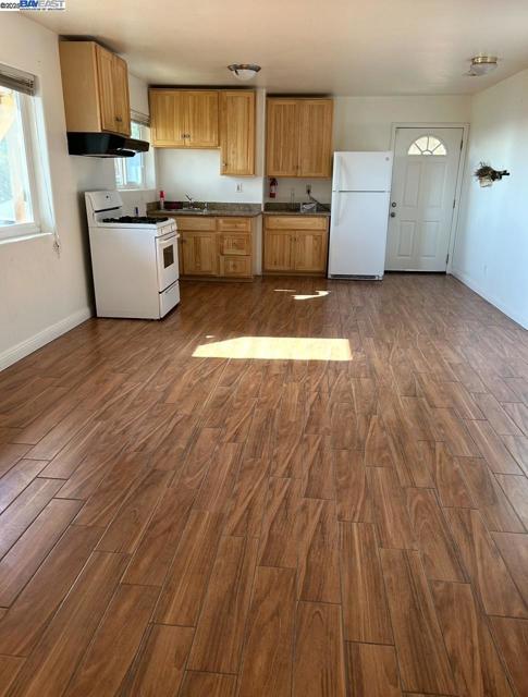 0 Robey Dr, Castro Valley CA: https://media.crmls.org/mediaz/260bd23b-8acf-4b98-b54b-9e4a52bb2667.jpg
