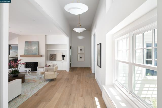3828 Happy Valley Road, Lafayette CA: https://media.crmls.org/mediaz/260c28e5-a6a7-4ffb-bea6-613c37233249.jpg