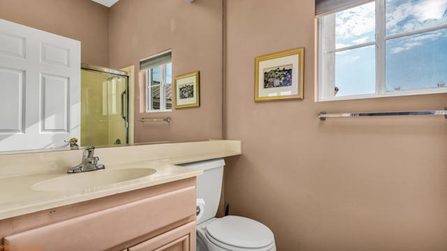 37953 Grand Oaks Avenue, Palm Desert CA: https://media.crmls.org/mediaz/260cc67c-50e2-42ad-bba5-537dcf6f4e72.jpg