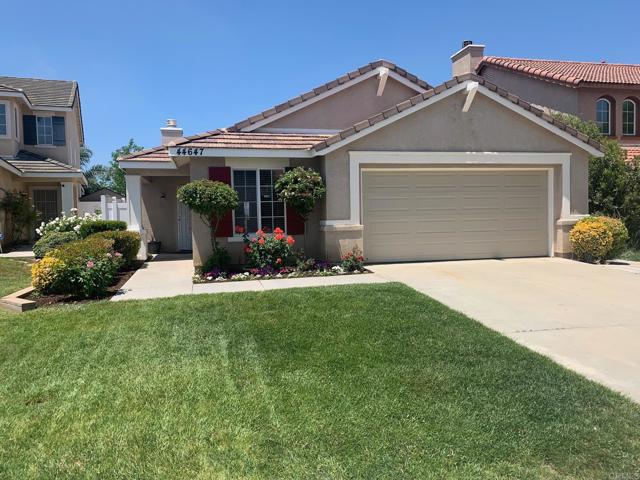 Detail Gallery Image 1 of 19 For 44647 Brentwood Place, Temecula,  CA 92592 - 3 Beds | 2 Baths