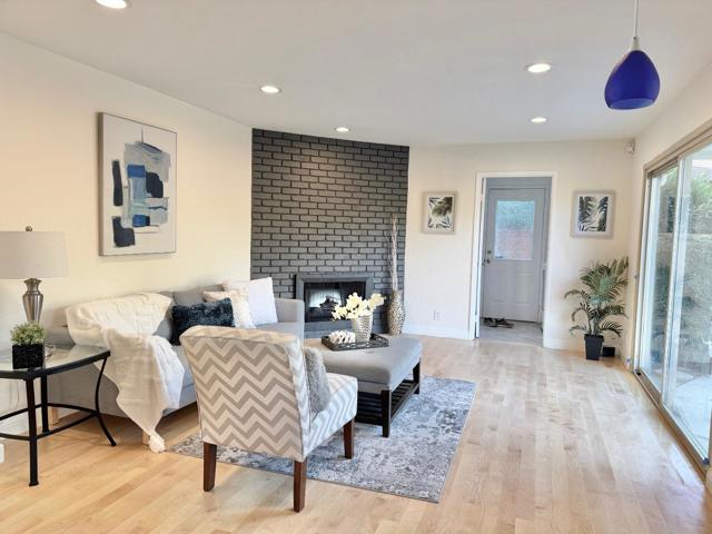 956 Redmond Avenue, San Jose CA: https://media.crmls.org/mediaz/260d1369-9701-48ab-9df5-b9ced1e8699b.jpg