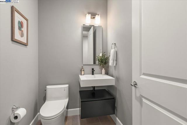 379 Felipe Cmn, Fremont CA: https://media.crmls.org/mediaz/260e07fd-834f-4d96-b799-77e88b2f0f96.jpg